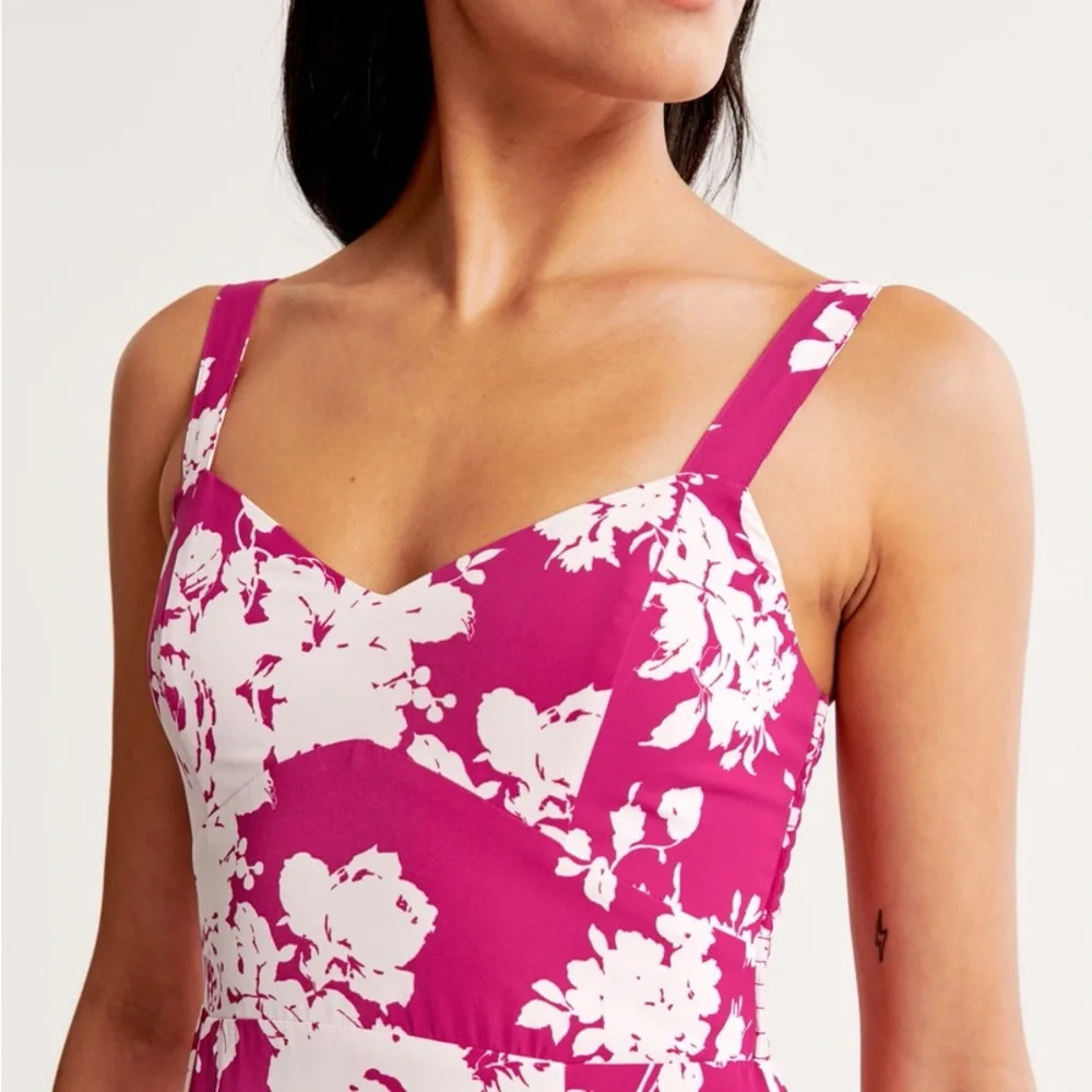 Abercrombie & Fitch Floral Pink Drama Ruffle T Maxi Dress NWT